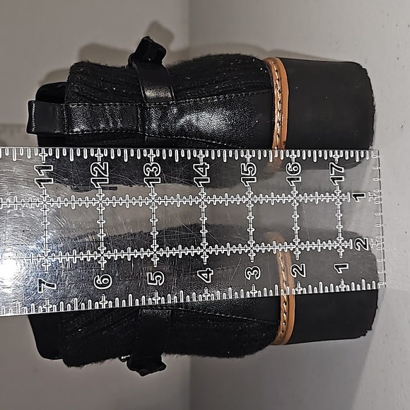 Baretraps Posture + Narice Wedge Chelsea Boots Women's Size 6.5 M Black VGUC - Picture 7 of 11